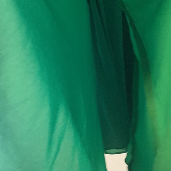 Bisou Bisou by Michele Bohbot, Sleeveless Flowy Green Dress - Picture 7 of 11